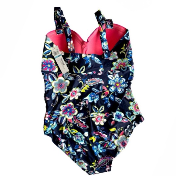 Ann Cole Twist Front Shirred Swimsuit Size 20W - Picture 3 of 16